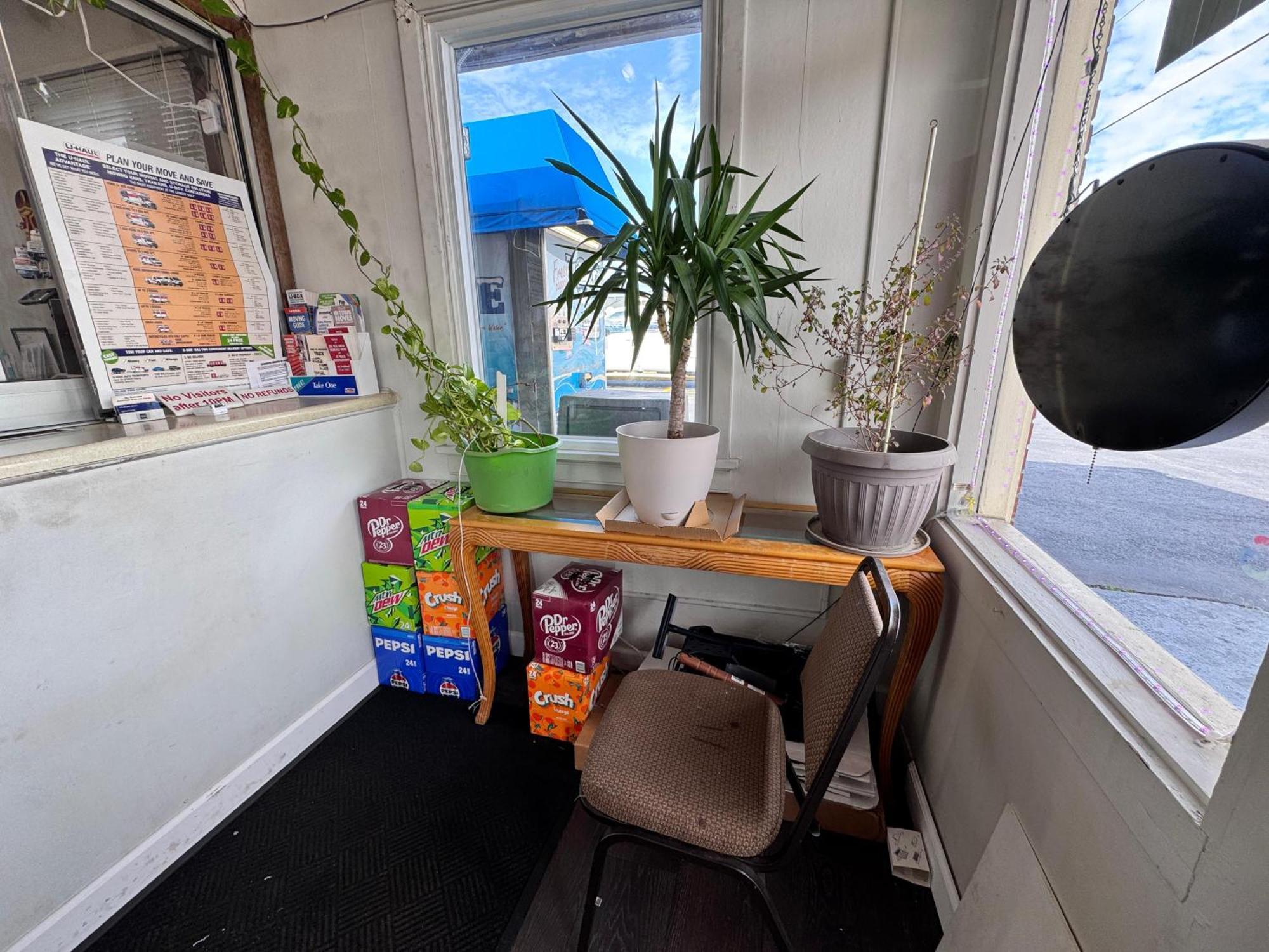 Oyo Palm Leaf Motel Ashland Eksteriør bilde